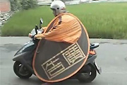 Scooter raincoat