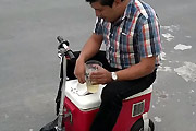 Cooler scooter